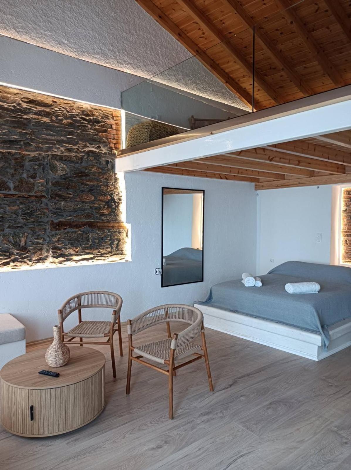 Michalelis Loft & Cave Apartment Plomari Exterior foto