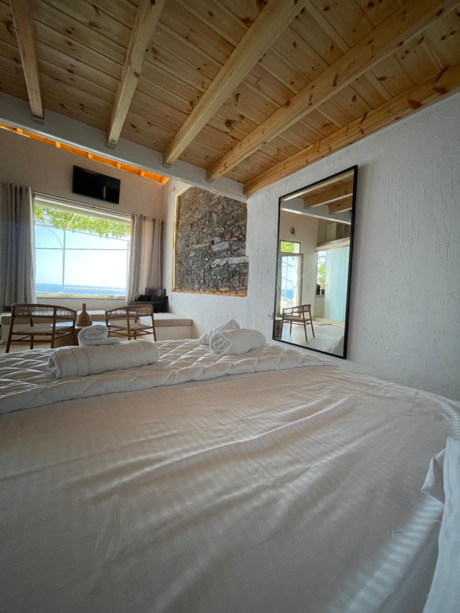 Michalelis Loft & Cave Apartment Plomari Exterior foto